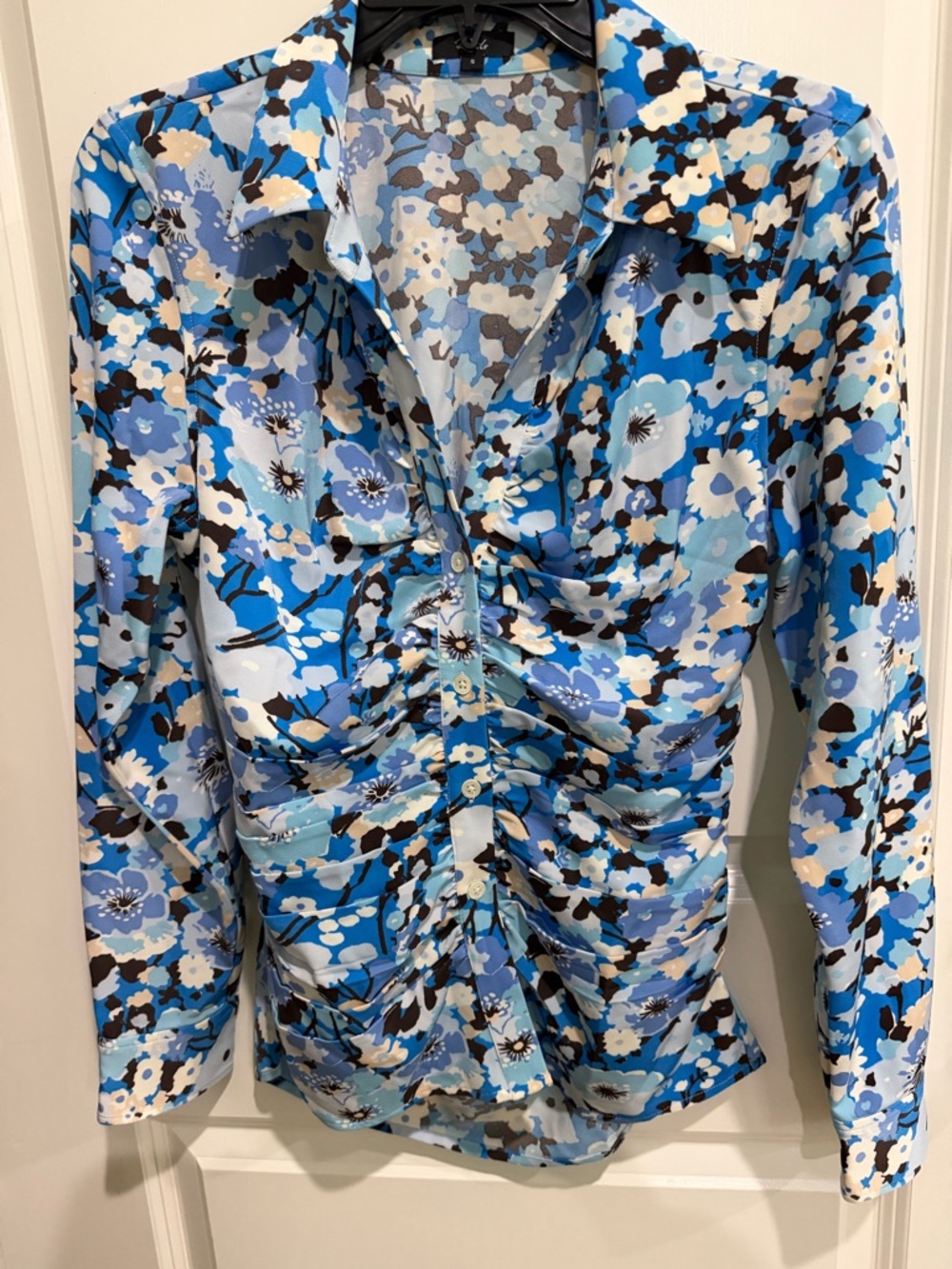Rails Lisa Top in Blue Zinnia Button-Up Shirt NWOT Small - Picture 2 of 3